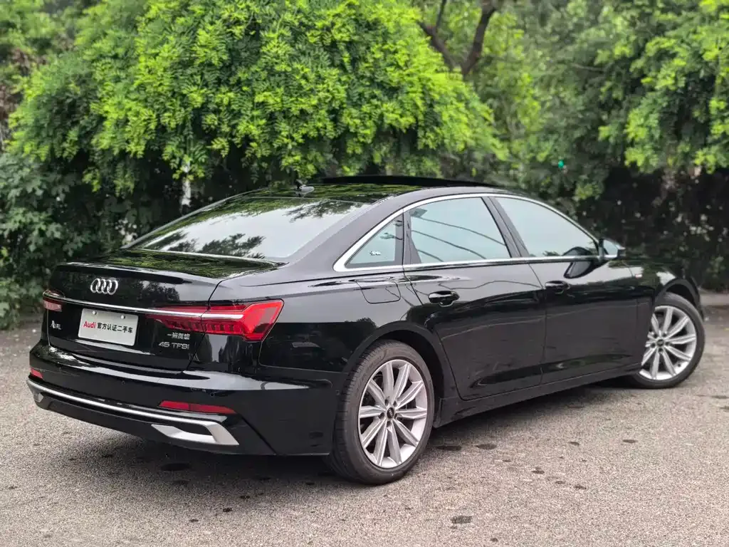 Audi A6L 2023 из CN, фото 8