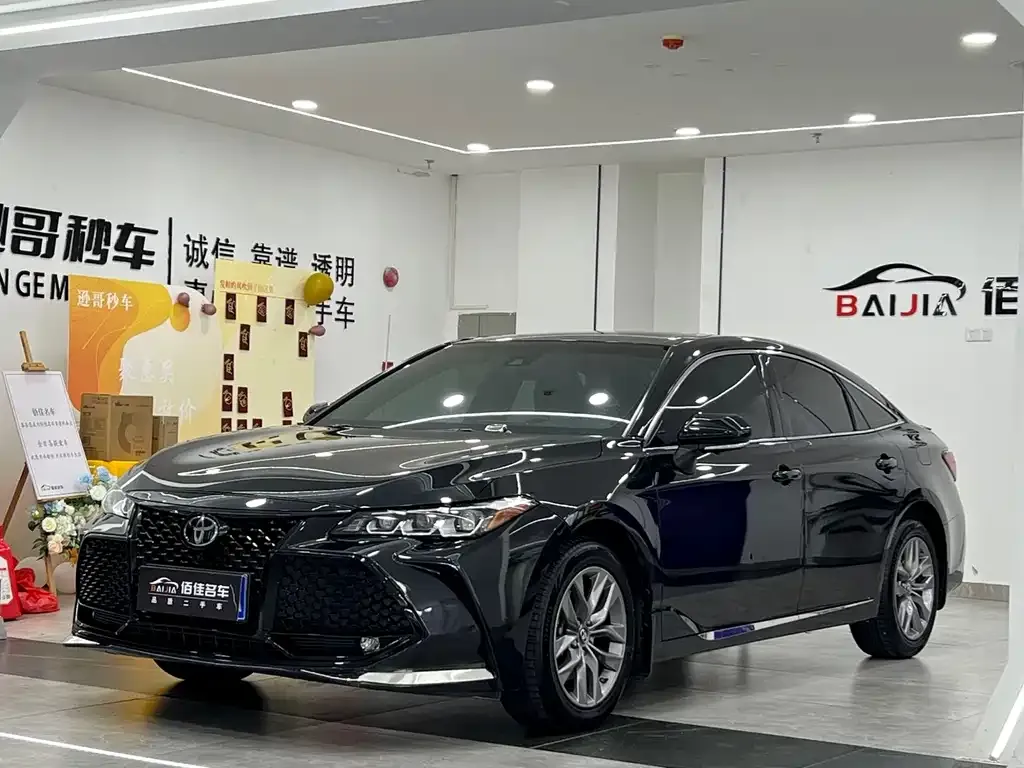 Toyota Avalon 2021 из CN, фото 1