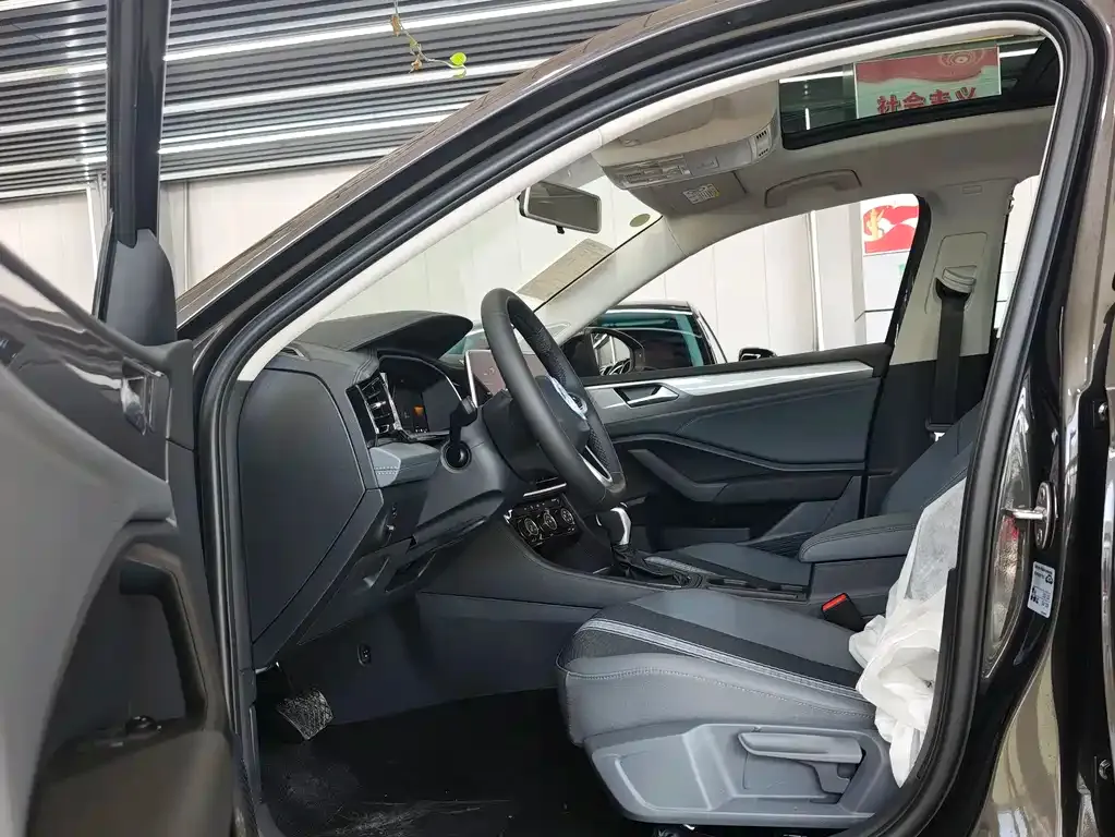 Volkswagen Sagitar 2026 из CN, фото 3