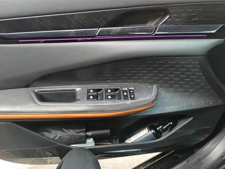 Changan UNI-V 2023 из CN, фото 8