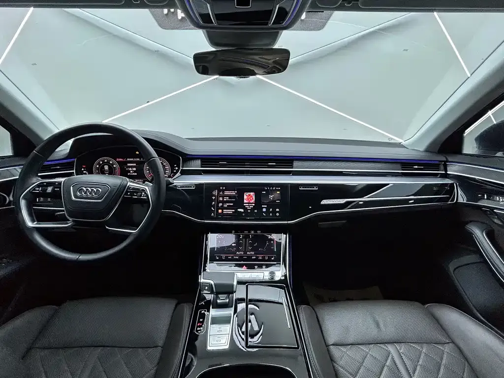 Audi A8 — фото 9