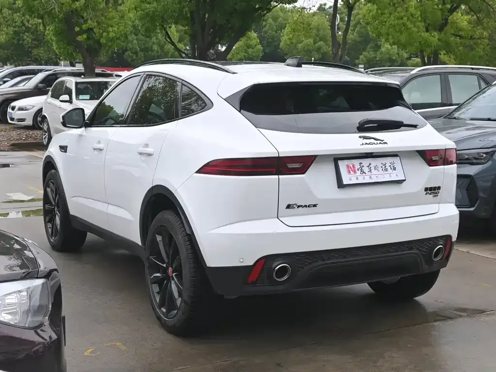 Jaguar E-PACE 2023 из CN, фото 6