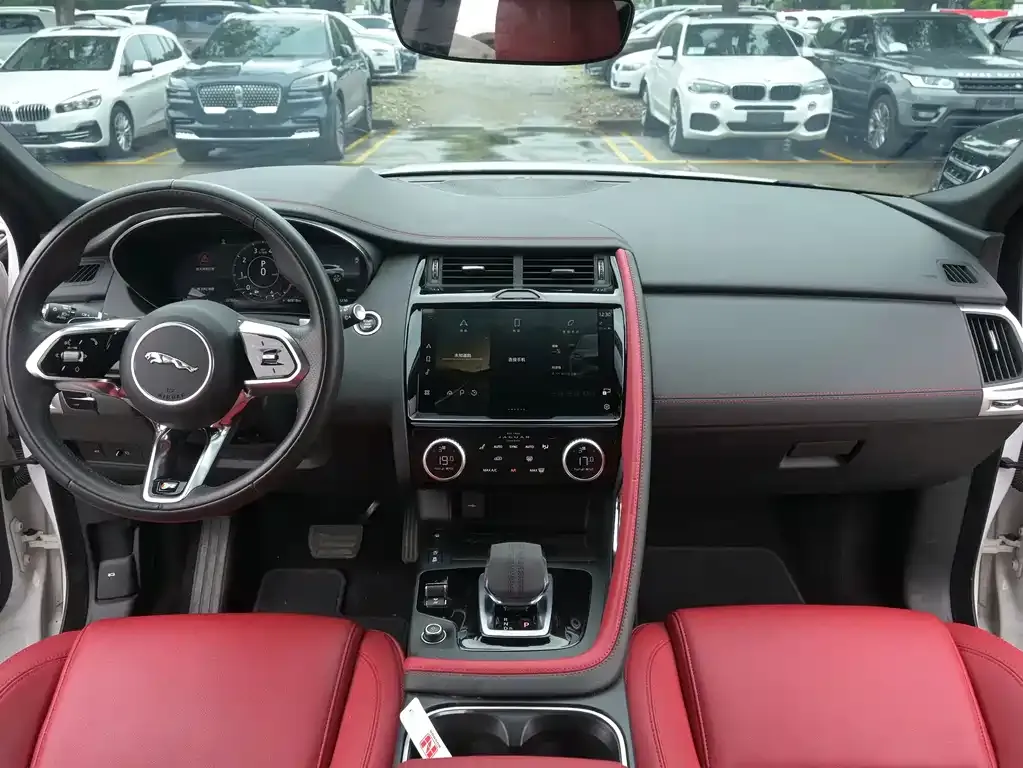 Jaguar E-PACE 2023 из CN, фото 10