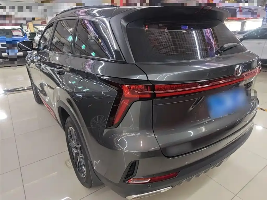 Changan CS75PLUS — фото 3