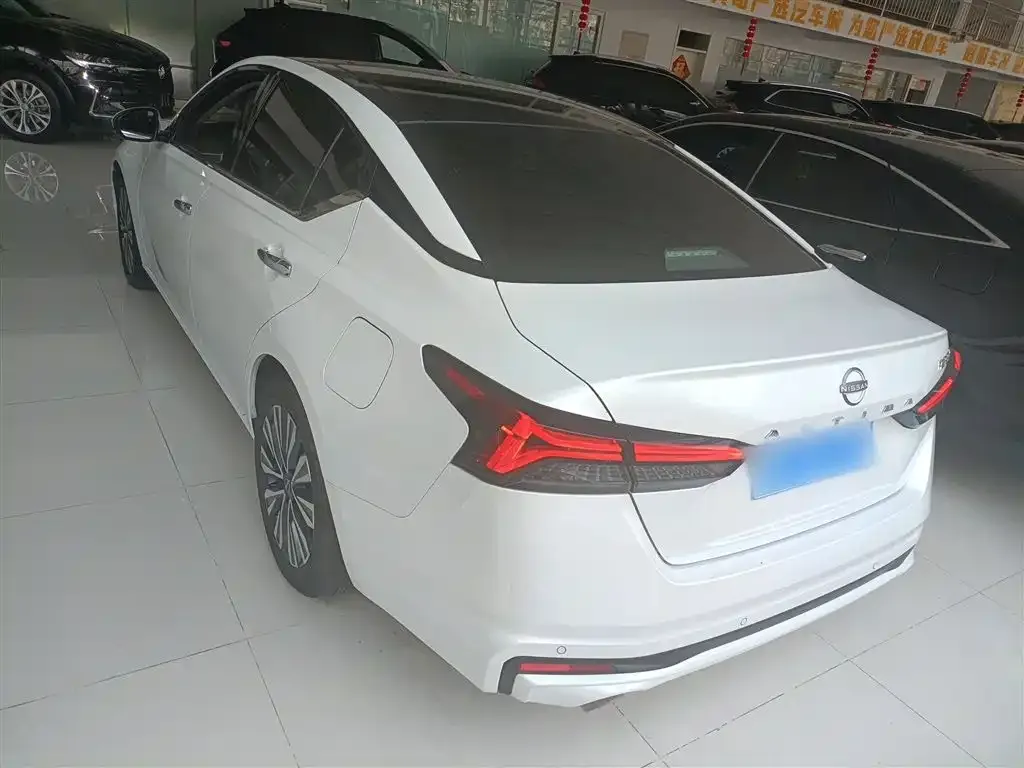 Nissan Teana 2023 из CN, фото 3