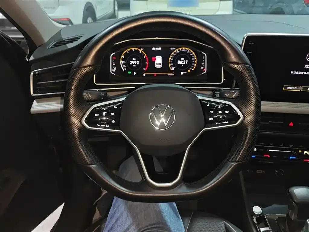 Volkswagen Tiguan L 2022 из CN, фото 8