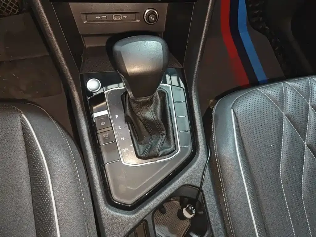 Volkswagen Tiguan L 2022 из CN, фото 9
