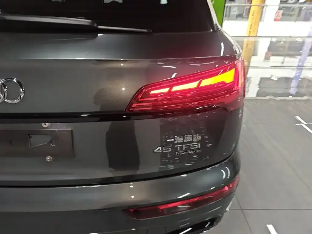Audi Q5L 2021 из CN, фото 4