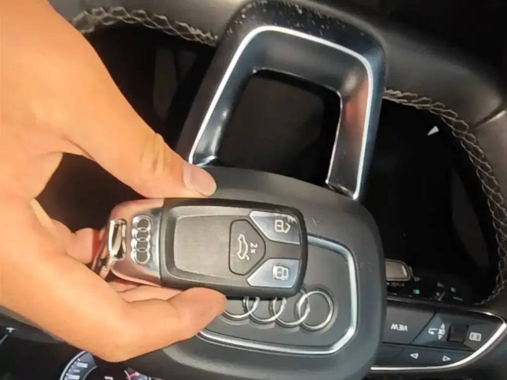 Audi Q5L 2021 из CN, фото 10