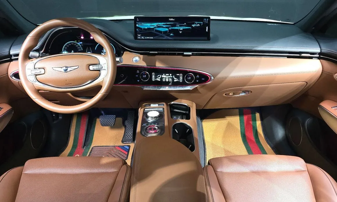 Genesis GV70 — фото 10