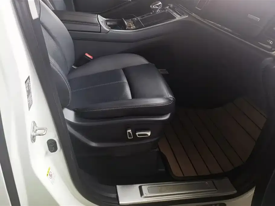 GAC Motor Trumpchi M8 — фото 2