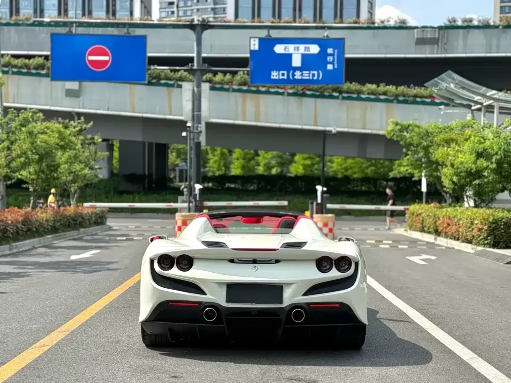 Ferrari F8 2023 из CN, фото 6