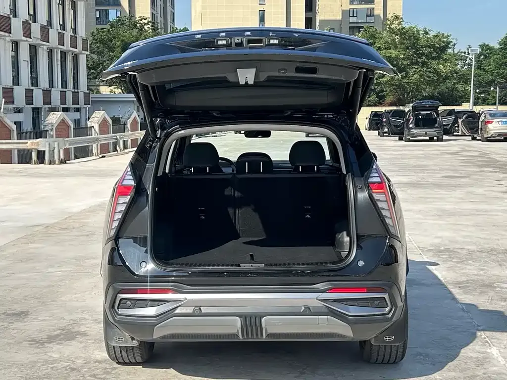 Geely Boyue L 2025 из CN, фото 10