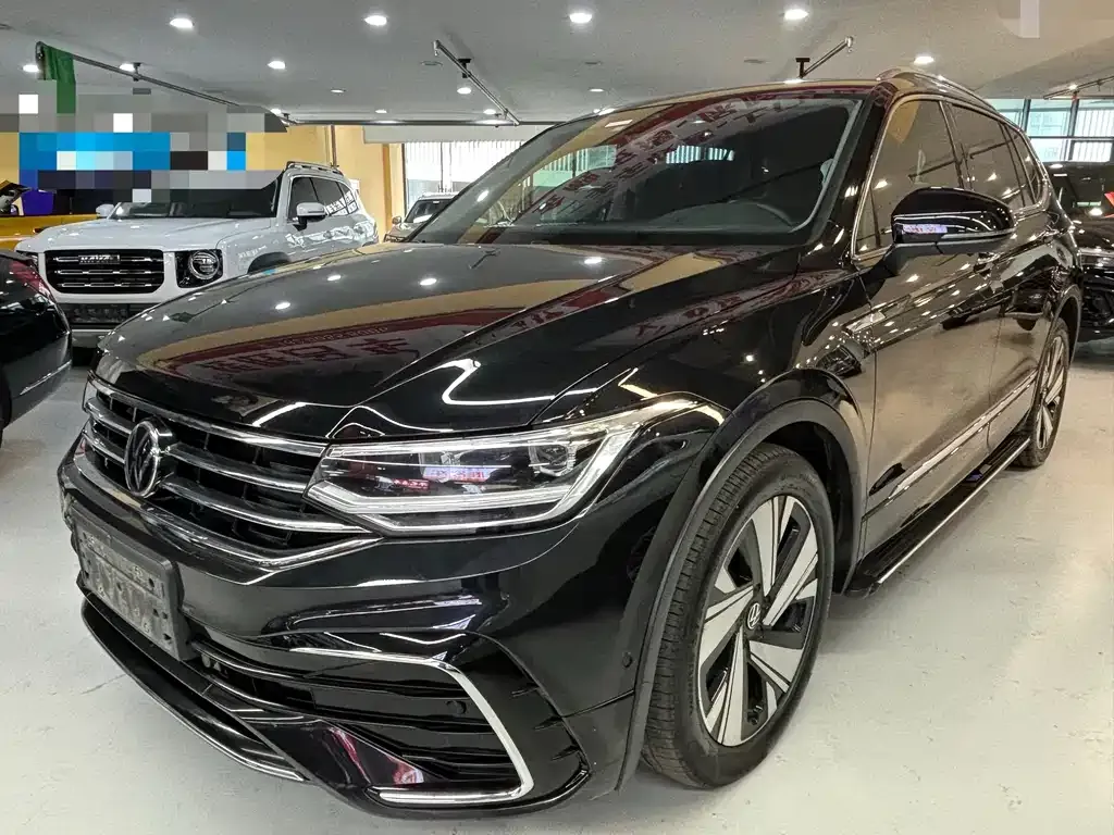 Volkswagen Tiguan L 2023 из CN, фото 1