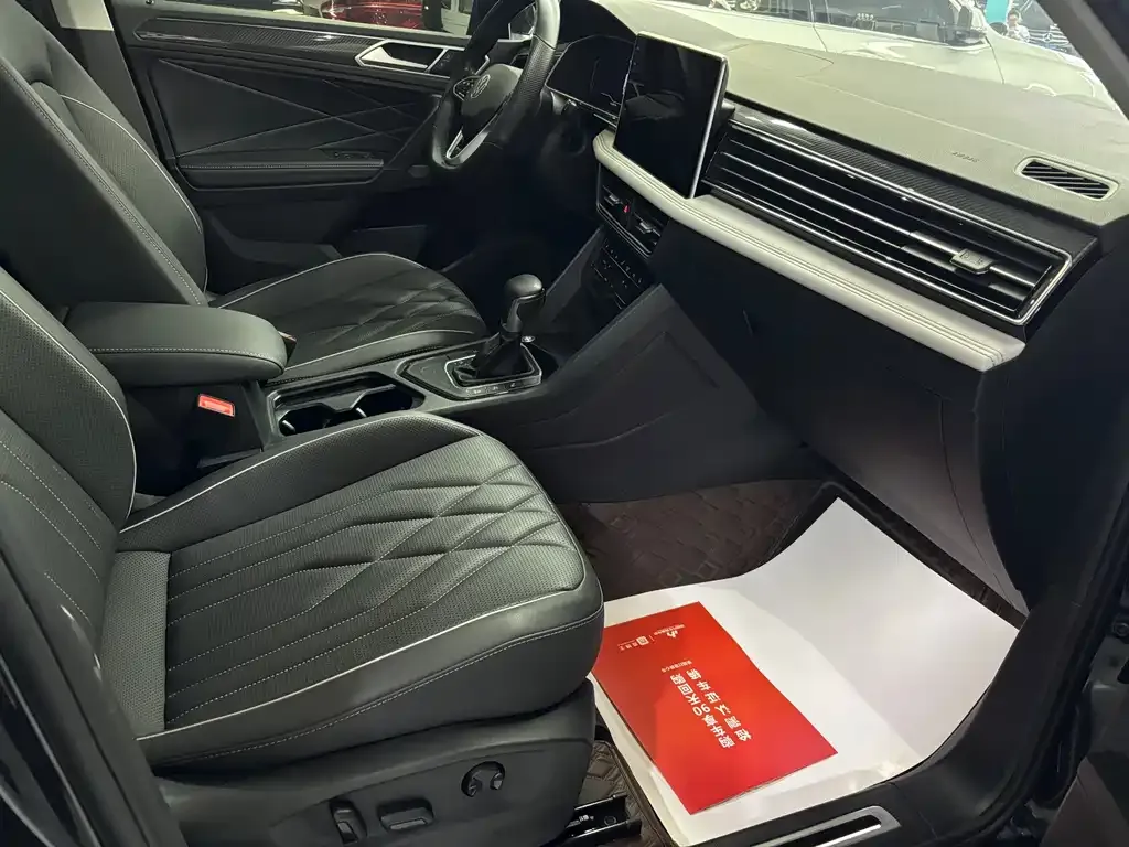 Volkswagen Tiguan L 2023 из CN, фото 7