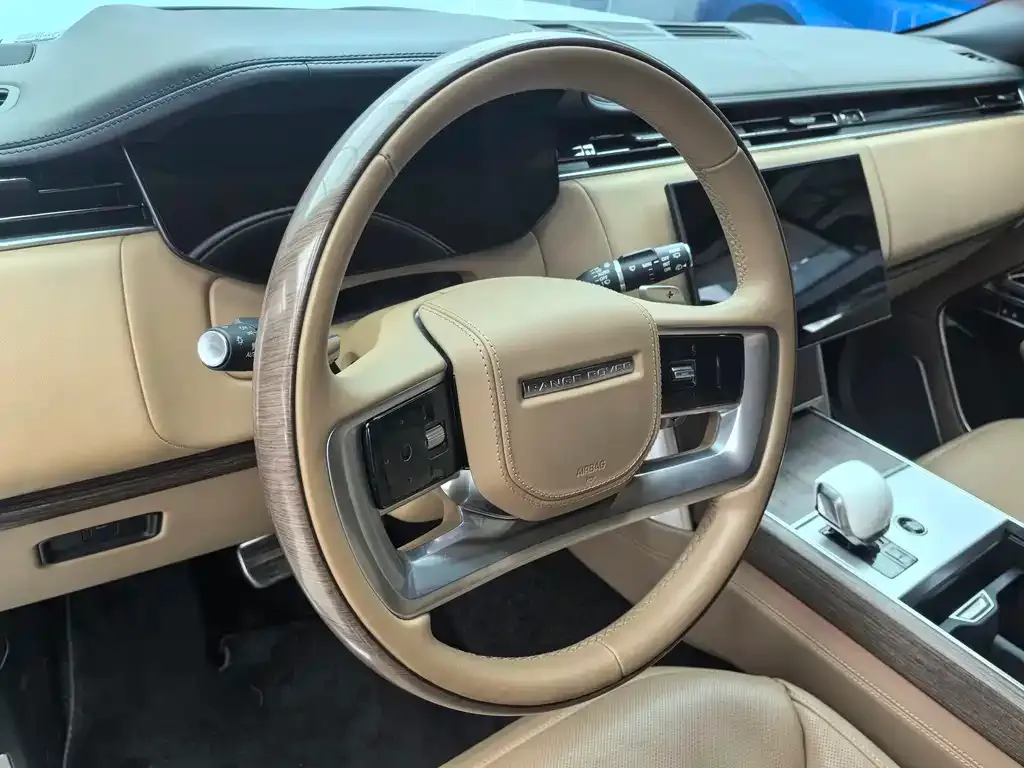 Land Rover Range Rover 2024 из CN, фото 2