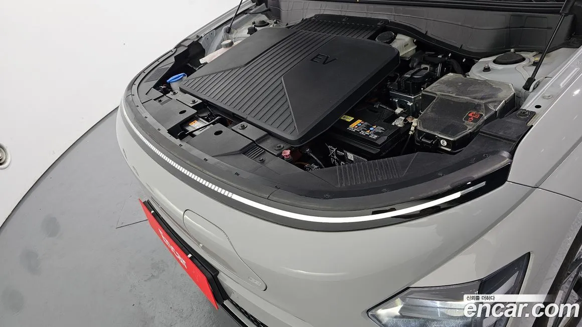 Hyundai Kona 2023 из KR, фото 9
