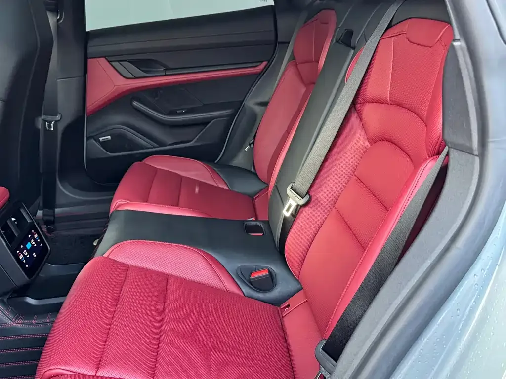 Porsche Taycan 2024 из CN, фото 5