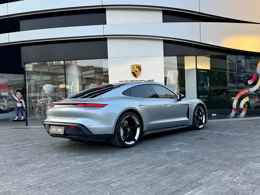 Porsche Taycan 2024 из CN, фото 4