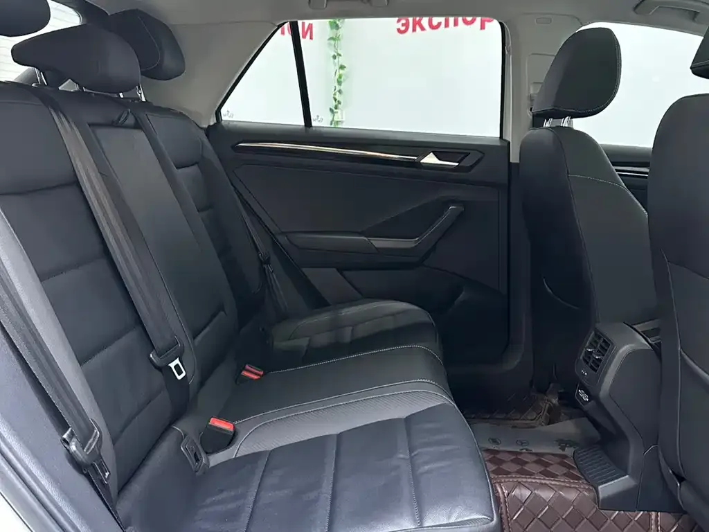 Volkswagen T-Roc 2022 из CN, фото 3
