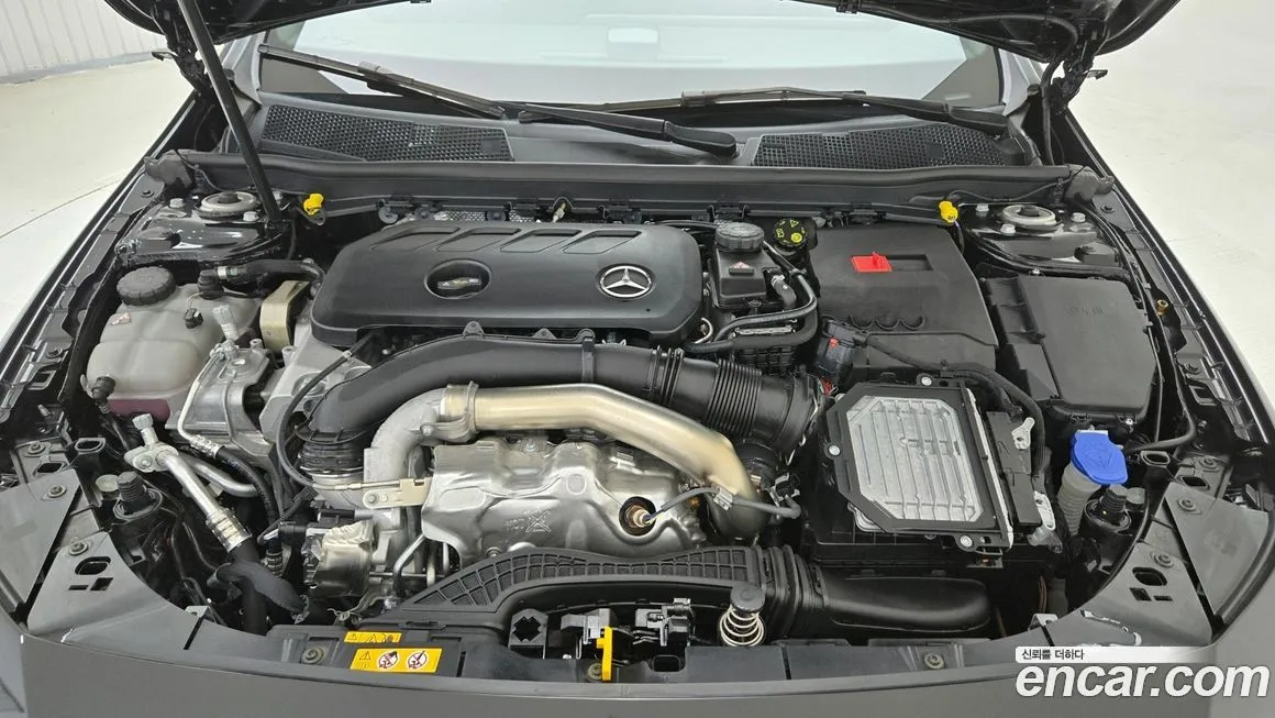Mercedes-Benz A-Class — фото 10