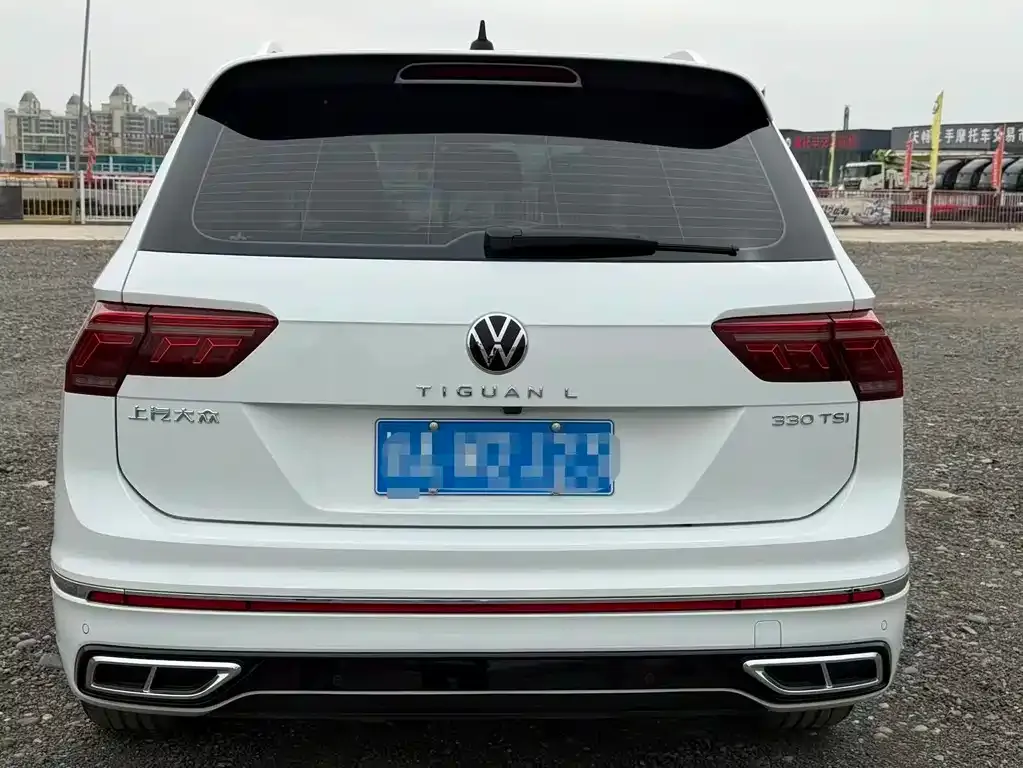 Volkswagen Tiguan L — фото 3