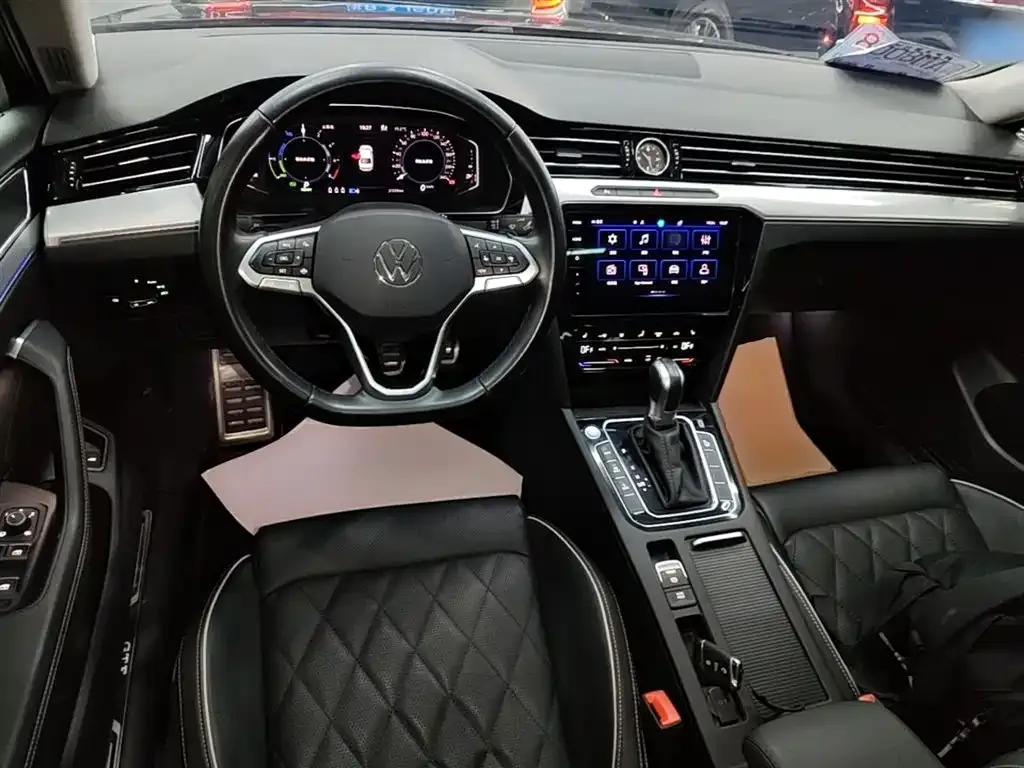 Volkswagen Magotan GTE PHEV 2024 из CN, фото 9