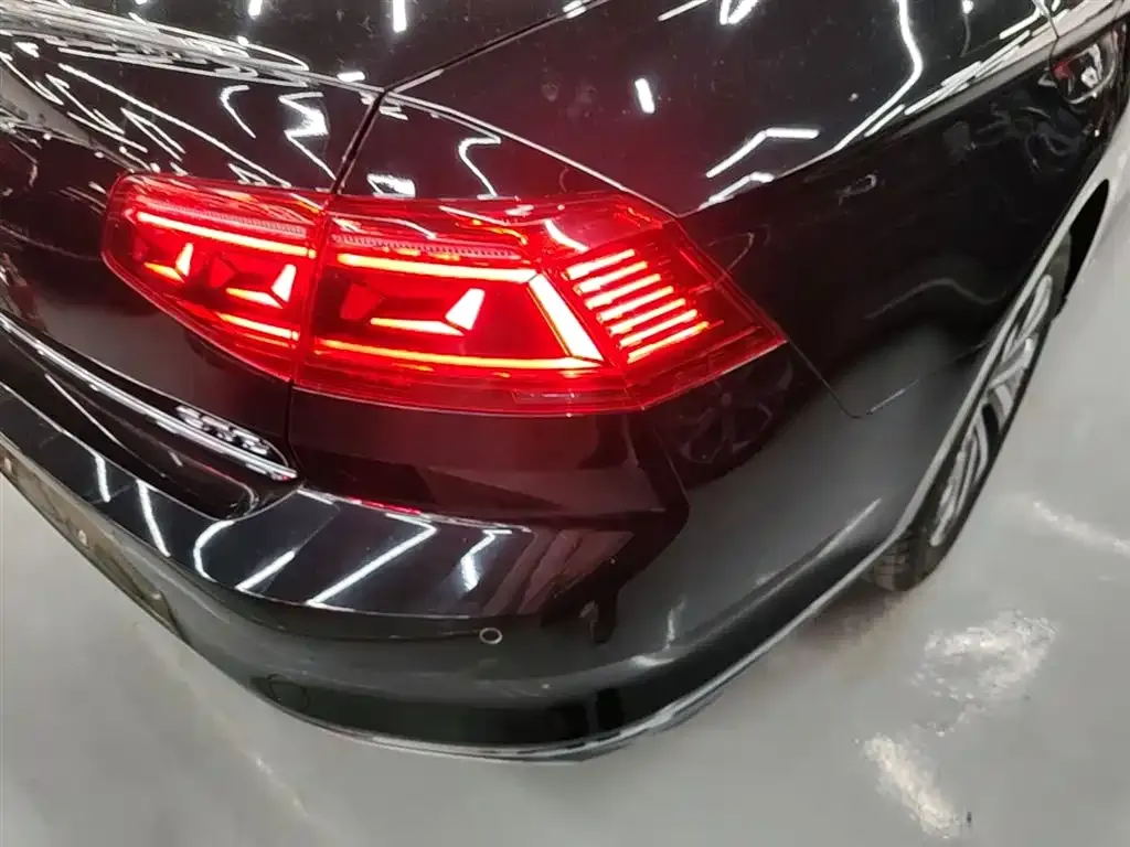 Volkswagen Magotan GTE PHEV 2024 из CN, фото 3