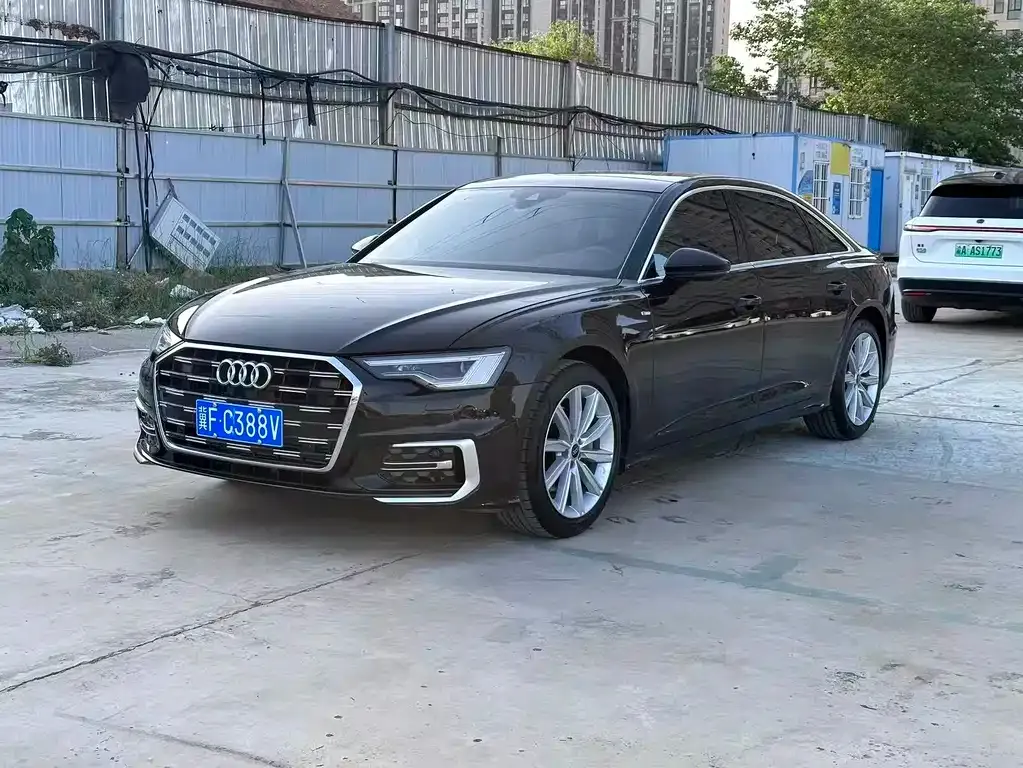Audi A6L — фото 9