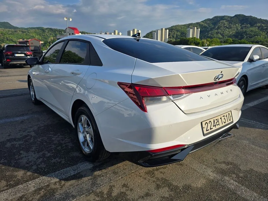 Hyundai AVANTE — фото 10