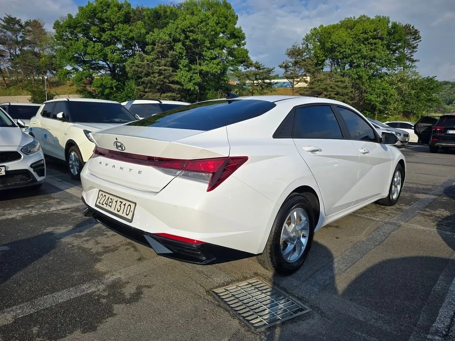 Hyundai AVANTE — фото 8