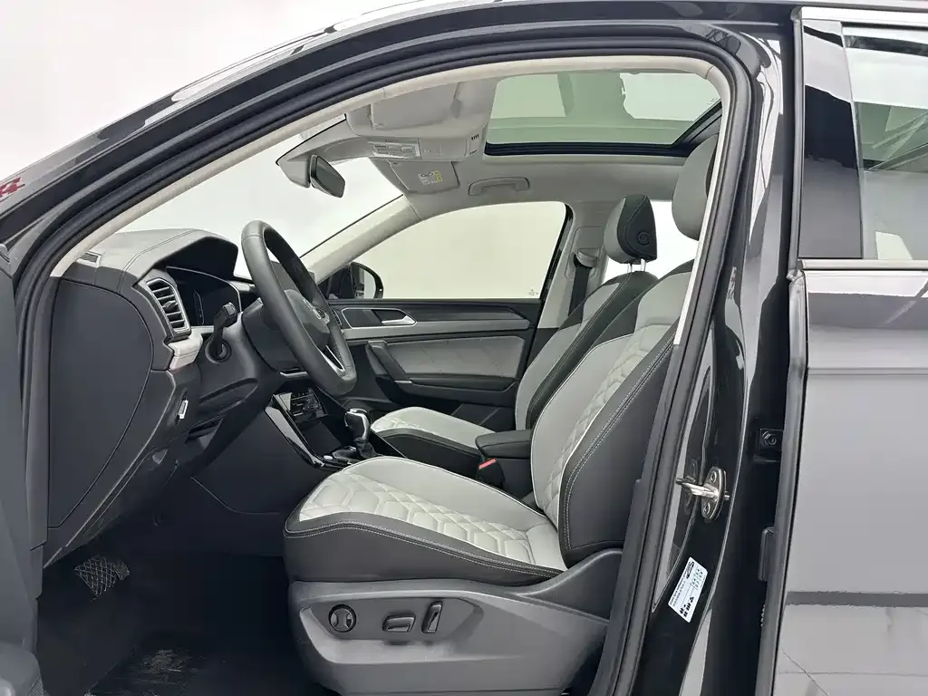 Volkswagen Tayron 2023 из CN, фото 8