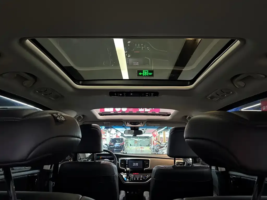 Honda Odyssey 2021 из CN, фото 2