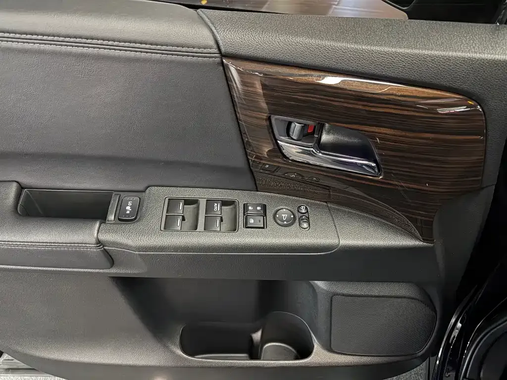 Honda Odyssey 2021 из CN, фото 3