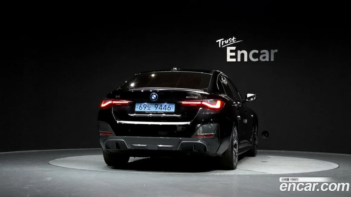 BMW i4 — фото 2