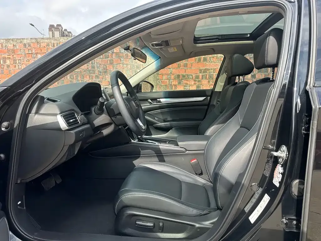 Honda Inspire 2021 из CN, фото 8
