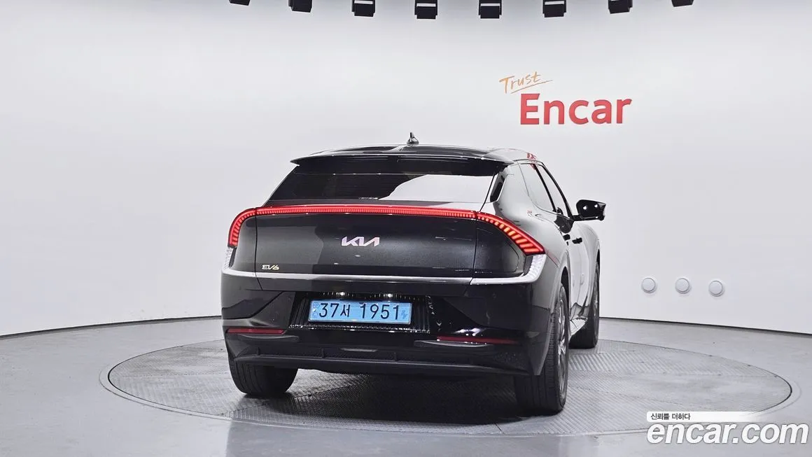 Kia EV6 — фото 4