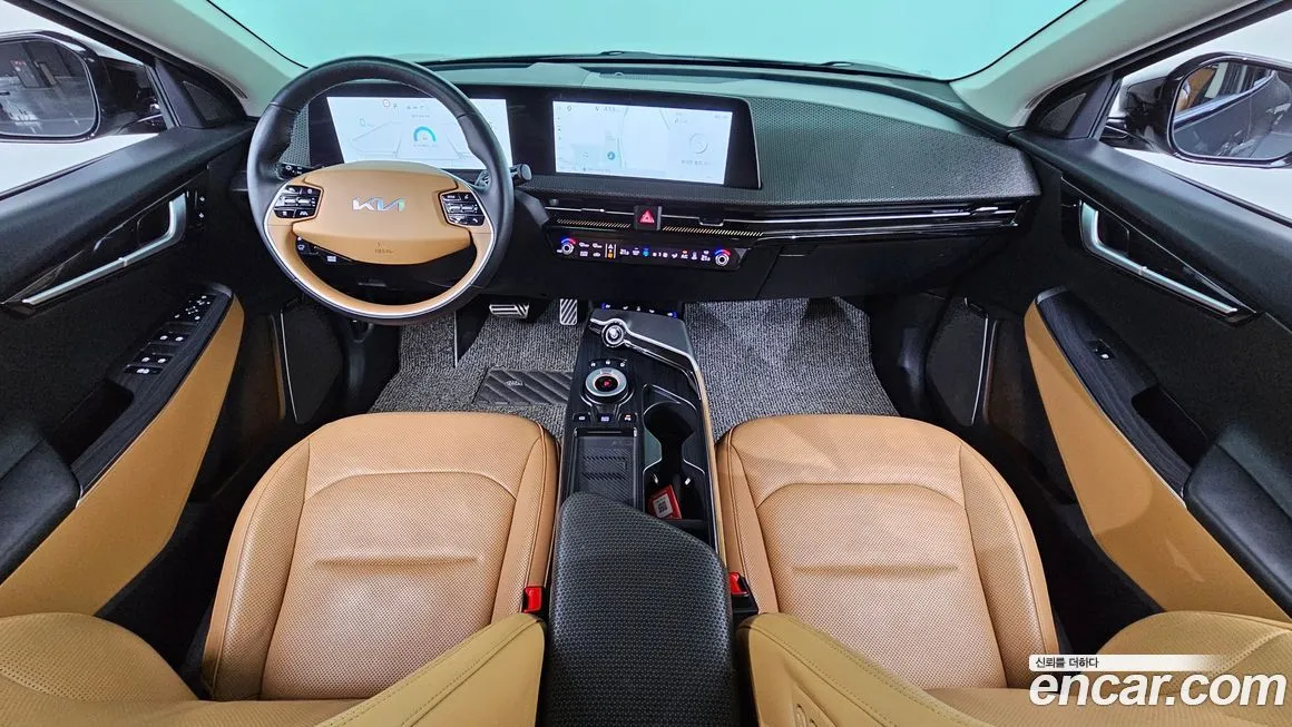 Kia EV6 — фото 8