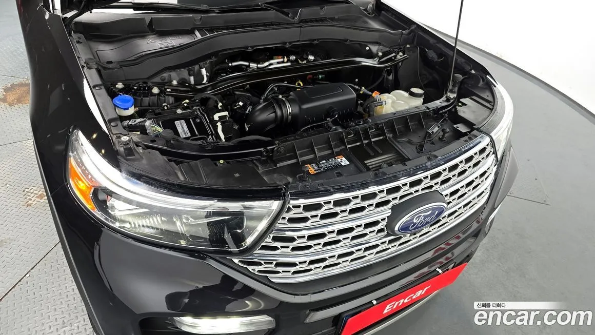 Ford Explorer — фото 10