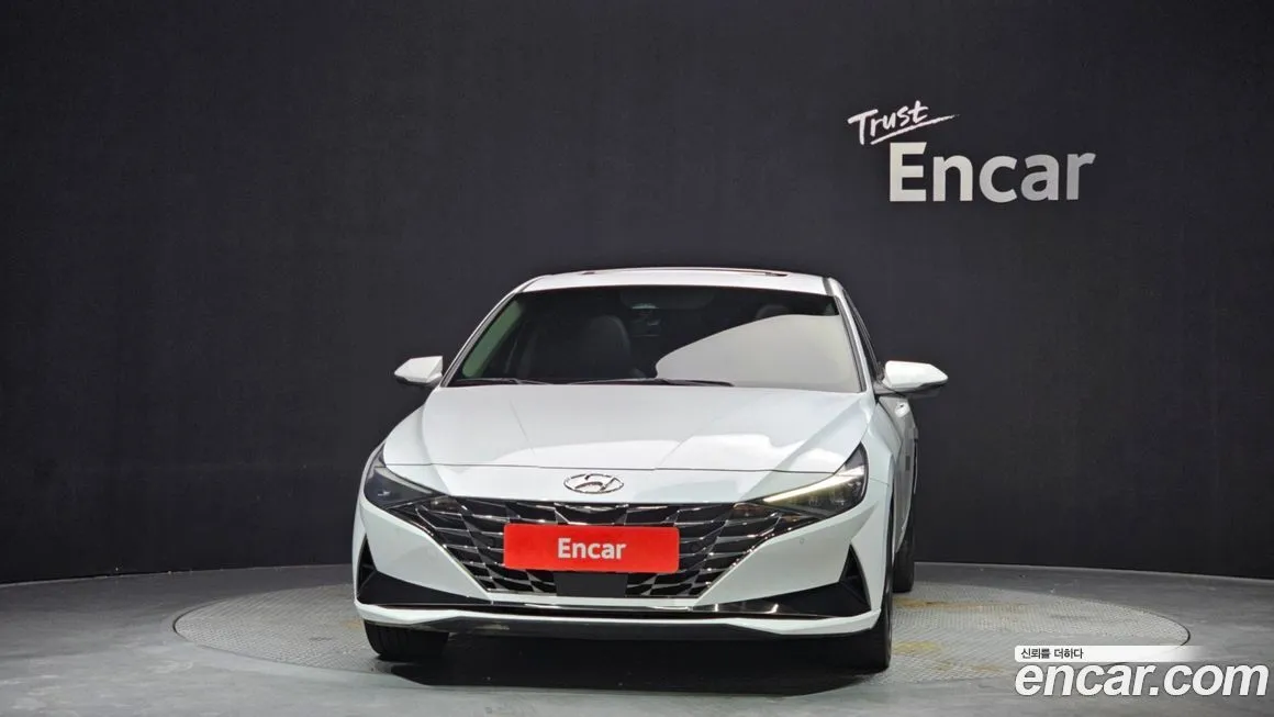 Hyundai AVANTE — фото 2