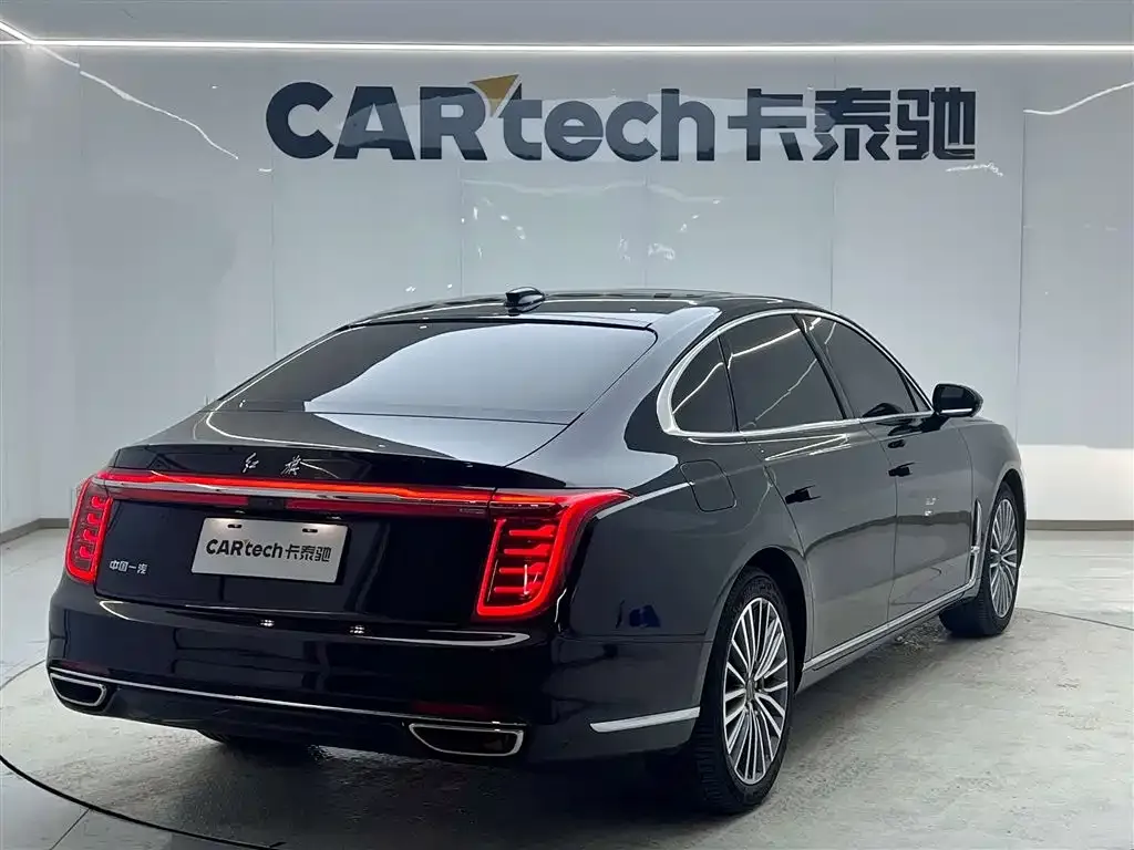 Hongqi H9 — фото 10