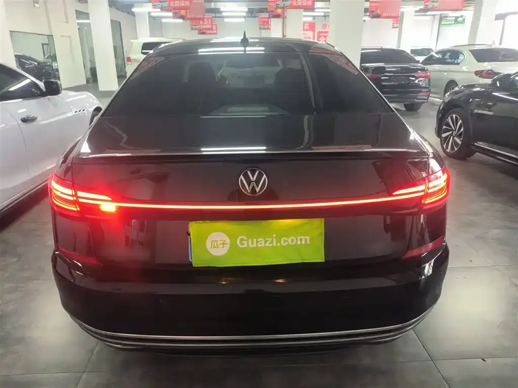 Volkswagen Passat 2023 из CN, фото 8