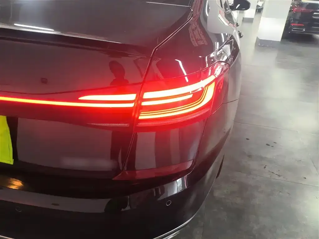 Volkswagen Passat 2023 из CN, фото 5