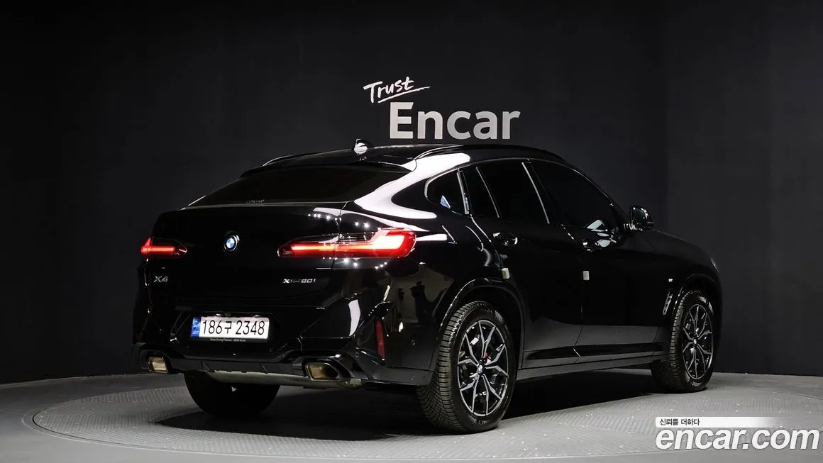 BMW X4 2023 из KR, фото 4