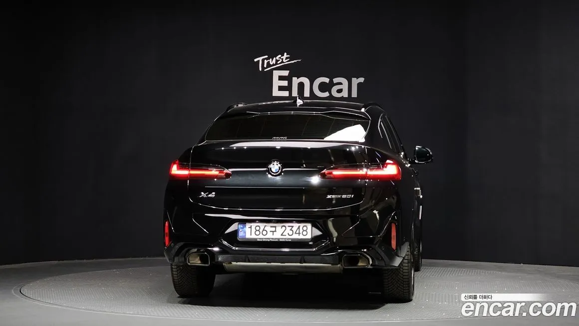 BMW X4 2023 из KR, фото 2