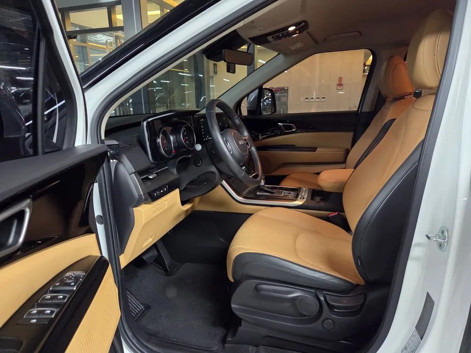 Kia Carnival 2023 из KR, фото 9