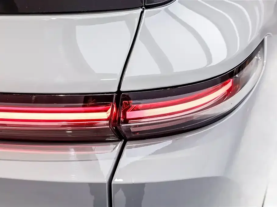 Li Auto L9 2025 из CN, фото 2