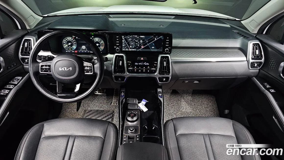 Kia Sorento — фото 7