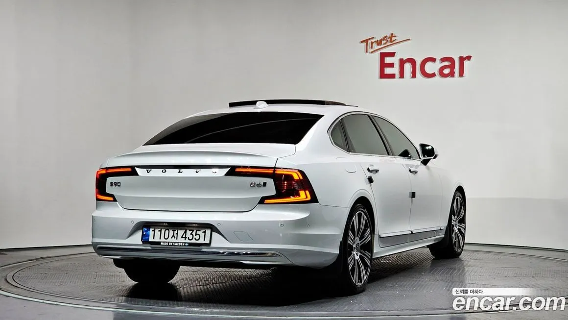 Volvo S90 — фото 2