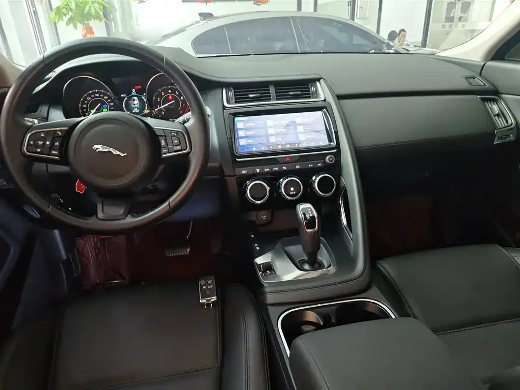 Jaguar E-PACE 2021 из CN, фото 10